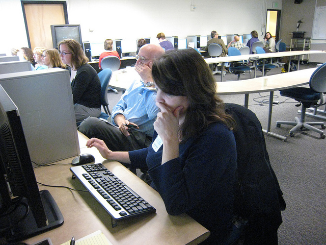 Reporters use Google, find breach, get branded as “hackers” | Ars Technica