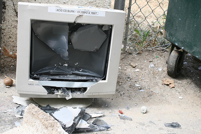 smashed-monitor.jpg