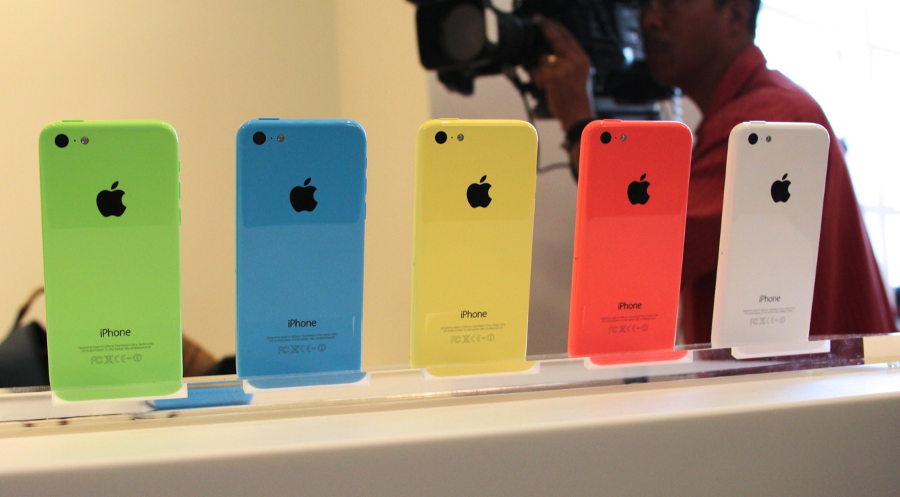 Bild zu «Das iPhone 5c wird zu mehr iPhone-5s-Verkäufe führen»