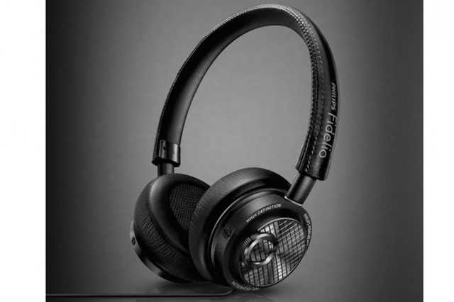 photo of Philips debuts headphones that connect via Apple’s Lightning port image