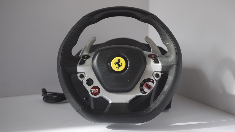 Wheeltowheel racing Ars compares Xbox One steering wheels Ars Technica
