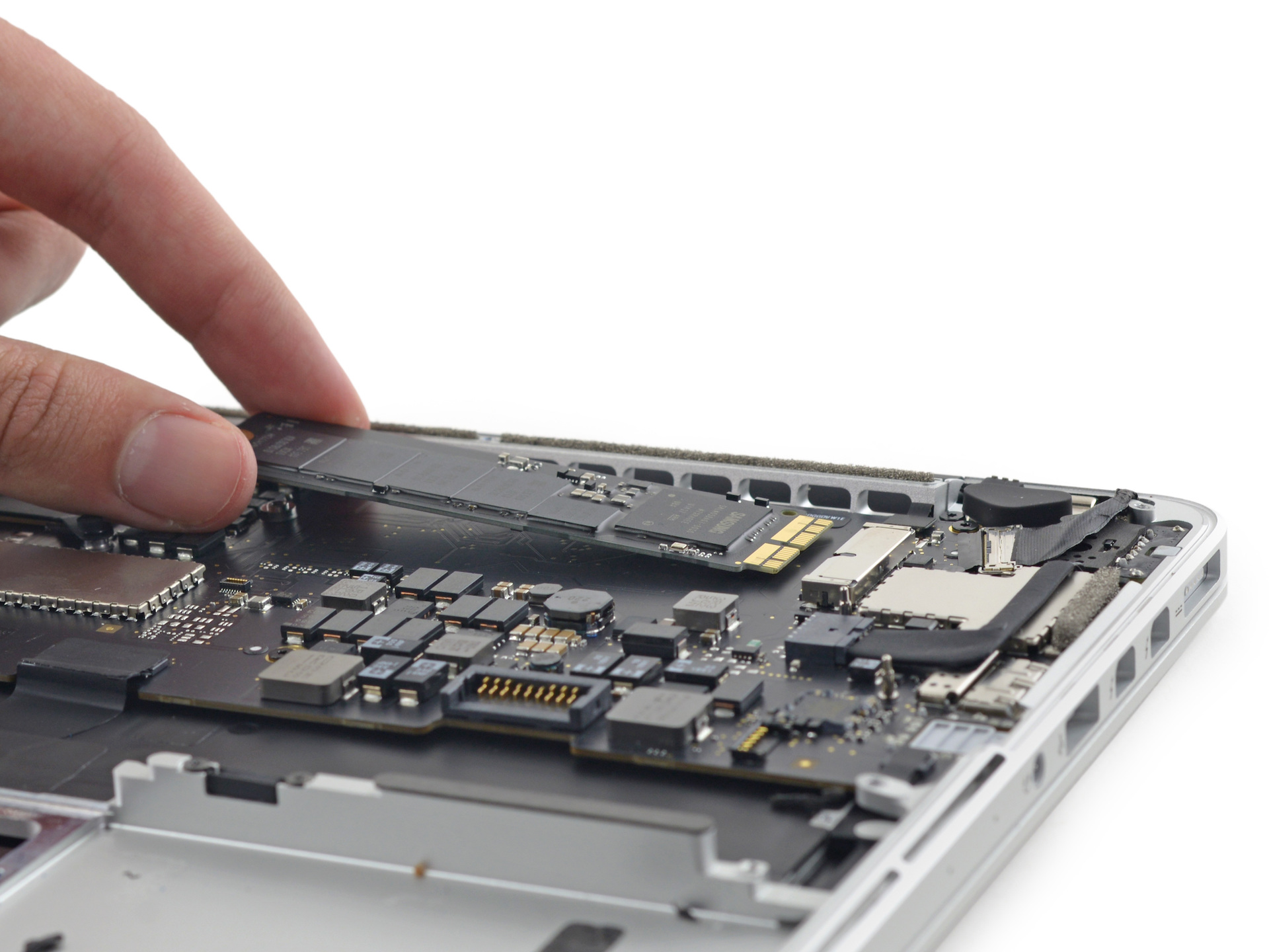 macbook air ssd upgrade 2015