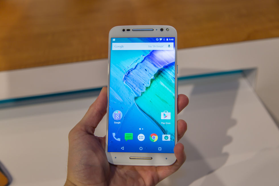 photo of Hands-on with the 2015 Moto X Pure Edition—stock Android at a great price image