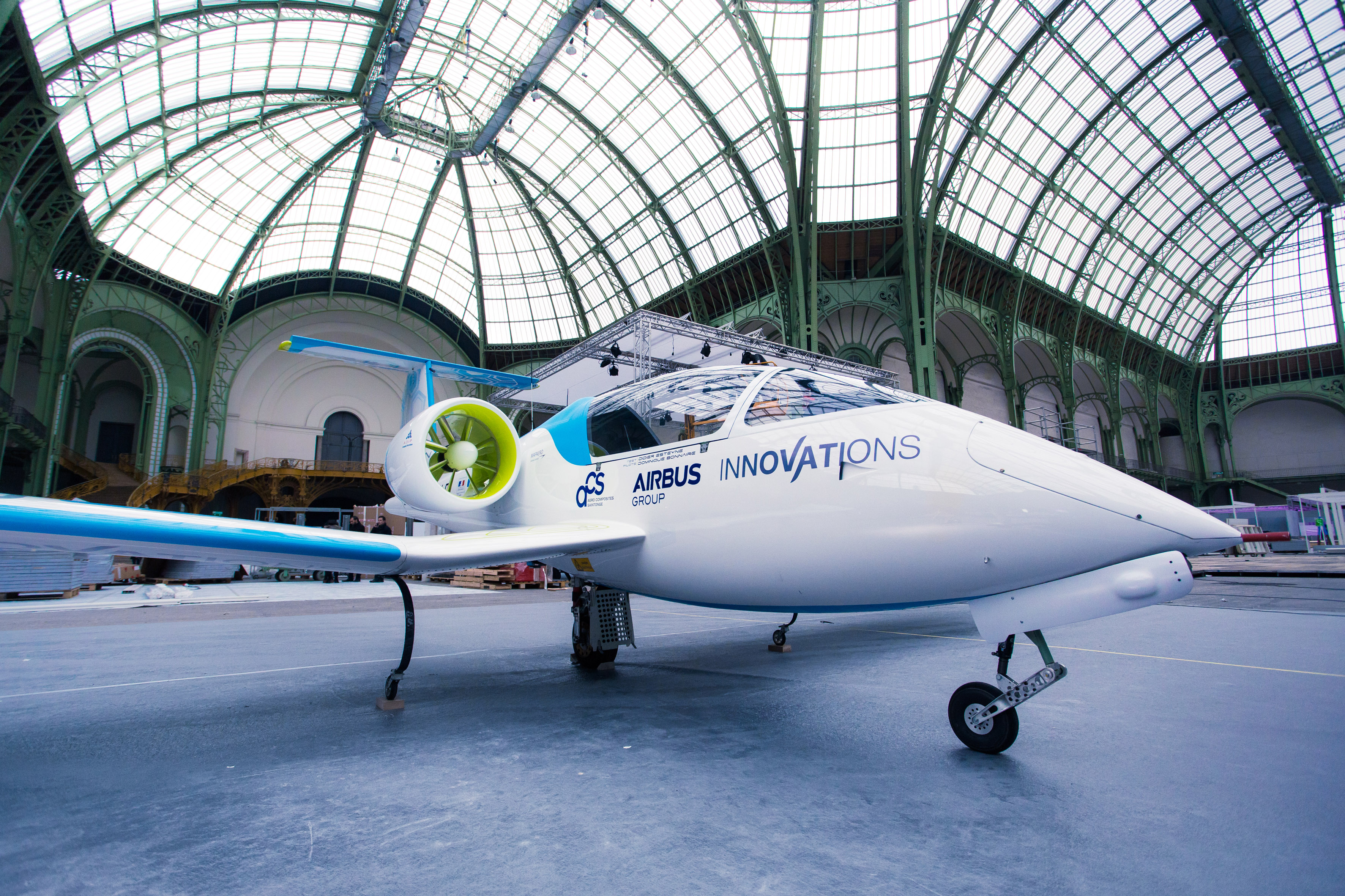 Tomorrow an electric plane will fly the English Channel for the first