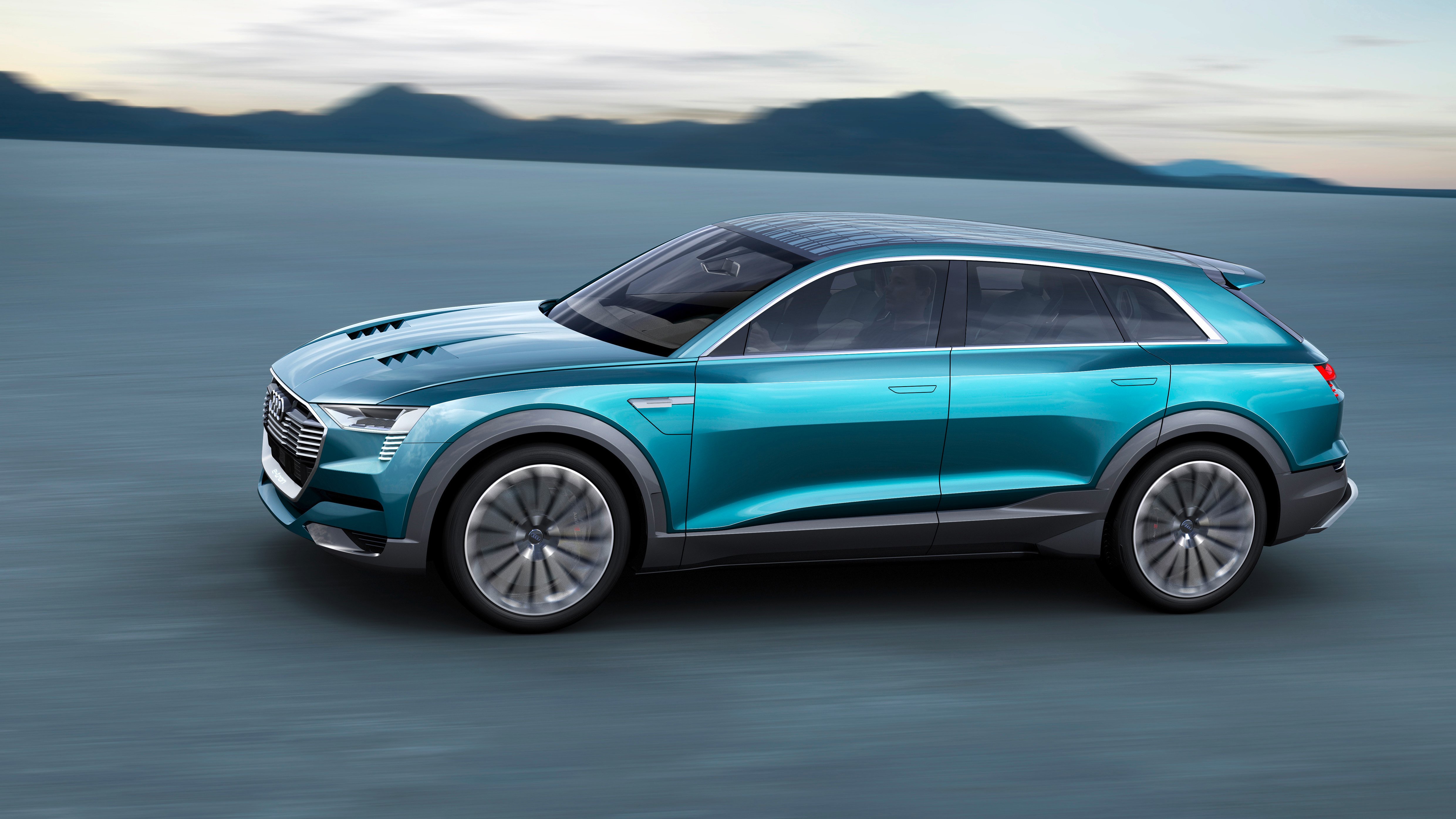 Audi’s etron quattro electric SUV 310 mile range, arrives in 2018