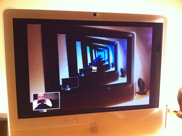 Facetime.Tunnel.Apple_-640x478.jpg