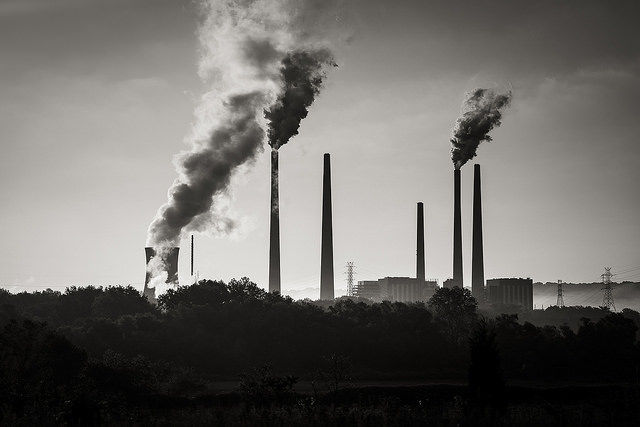 photo of Supreme Court halts Obama’s climate-change initiative image