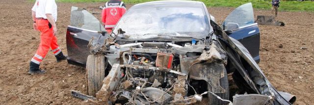Tesla car accidents 2016