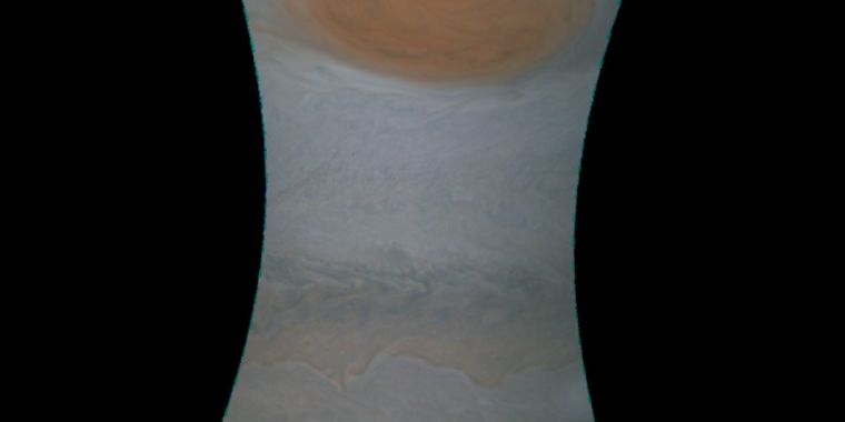 Juno Has Sent Back Some Of Its First Raw Images Of The Great Red Spot