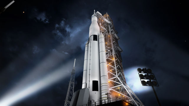 New NASA launch control software late, millions over budget