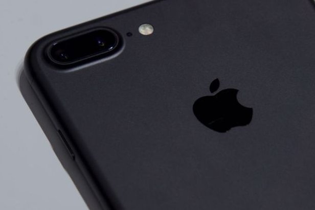 Benchmark shows iPhone 7 Plus may have 3GB of RAM