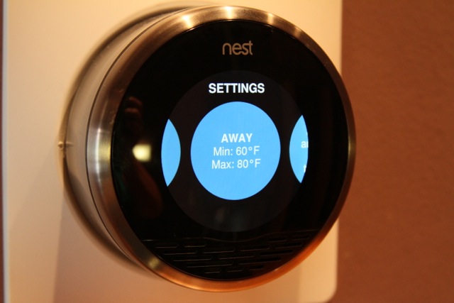 Nest Learning Thermostat - S'auto-programme et favorise les