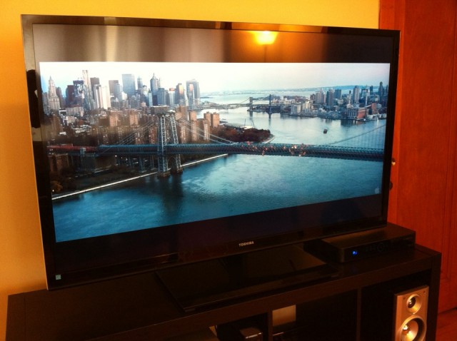 A 1080p download of <em>The Dark Knight Rises</em> played back smoothly via AirPlay Mirroring.