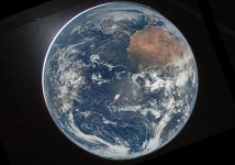 earth1-2.jpg