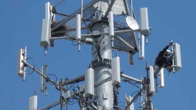 Verizon Getting On Femtocell Bandwagon With Sprint AT T Ars Technica