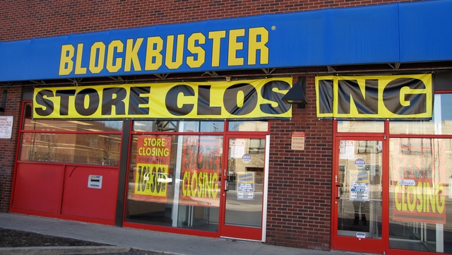 blockbuster going out of business