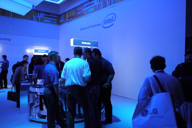 The state of Intel’s CES booth: MIDs gone, netbooks down, TVs and ...