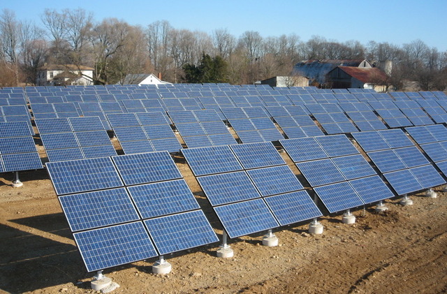 How one undergrad built the largest solar farm in Michigan 