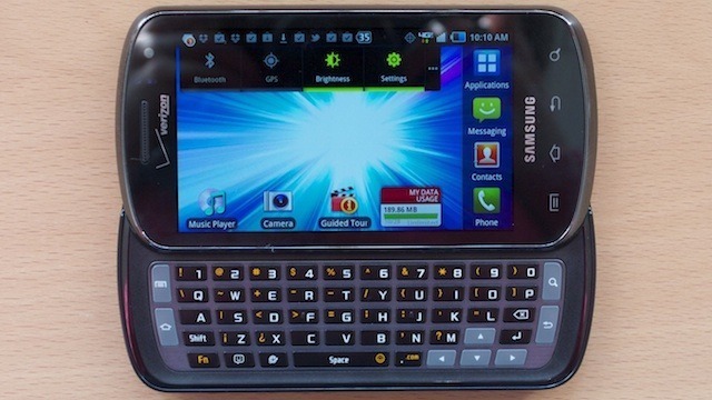 Verizon's only LTE QWERTY phone: hands on with the Samsung Stratosphere
