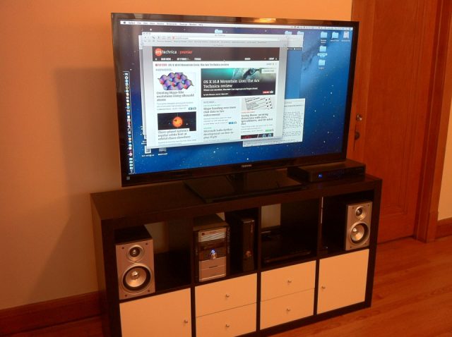 AirPlay Mirroring makes displaying your Mac's desktop on an HDTV a snap.