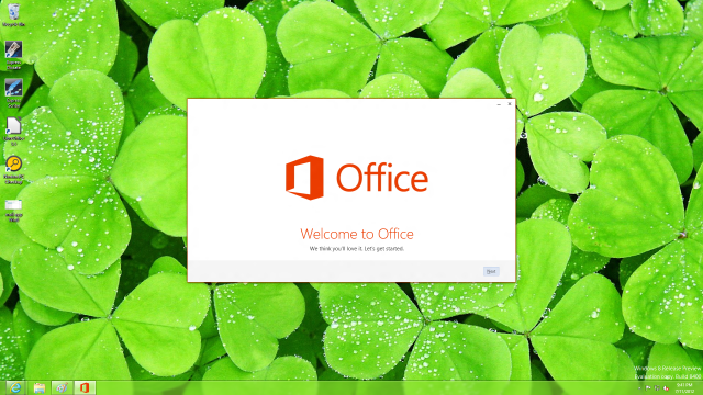 The opening splash for Microsoft's streaming install for Office 2013 is confident you'll love it. 