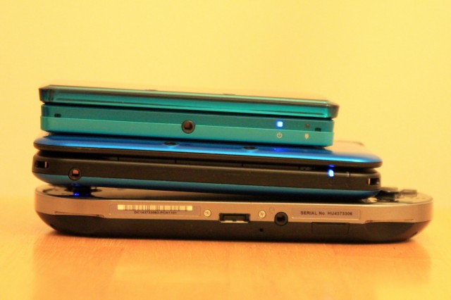 Comparing the depth and width of portable systems. Top to bottom: 3DS, 3DS XL, Vita