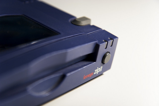 computer hardware the iomega zip drive