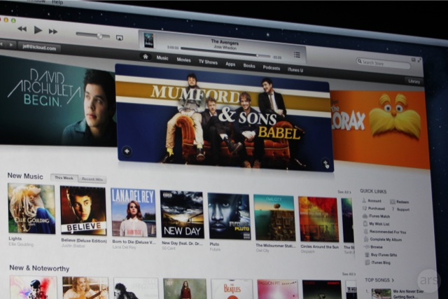Showcasing Mumford &amp; Sons in the iTunes library.
