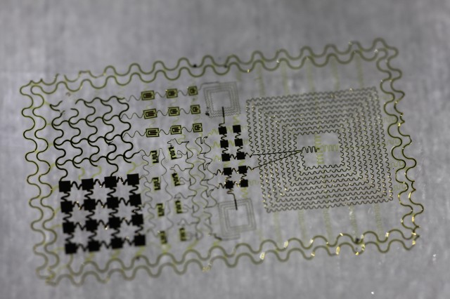 Most current flexible electronics still have opaque components. The new technique may change that.