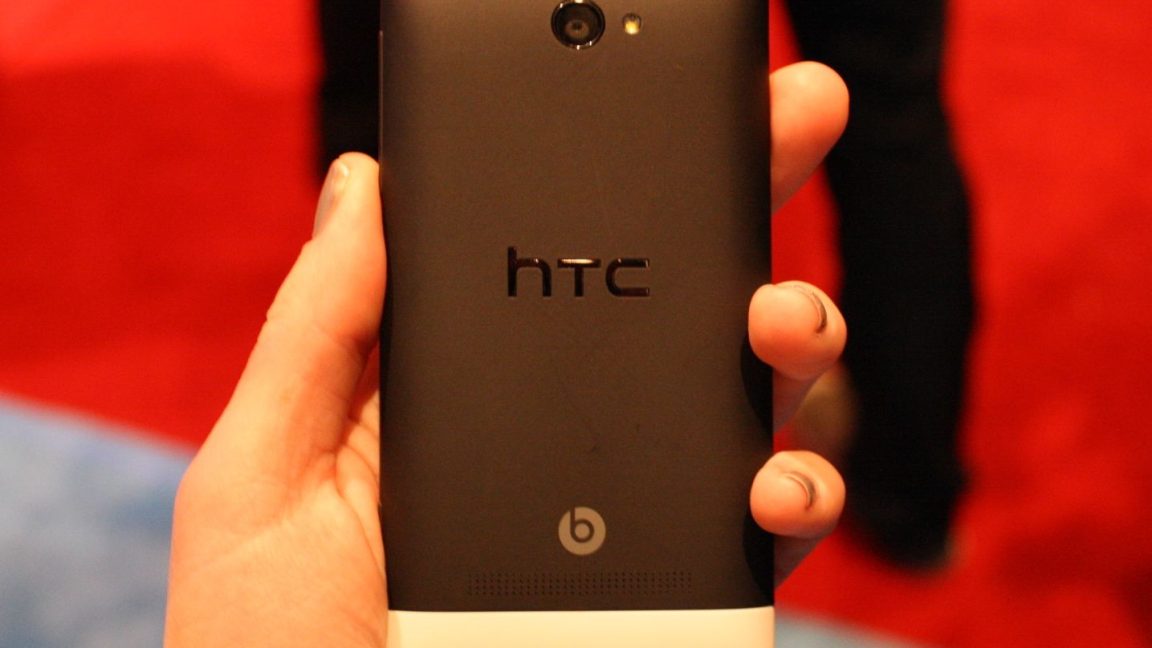handson_htc8x_htc8s_15-