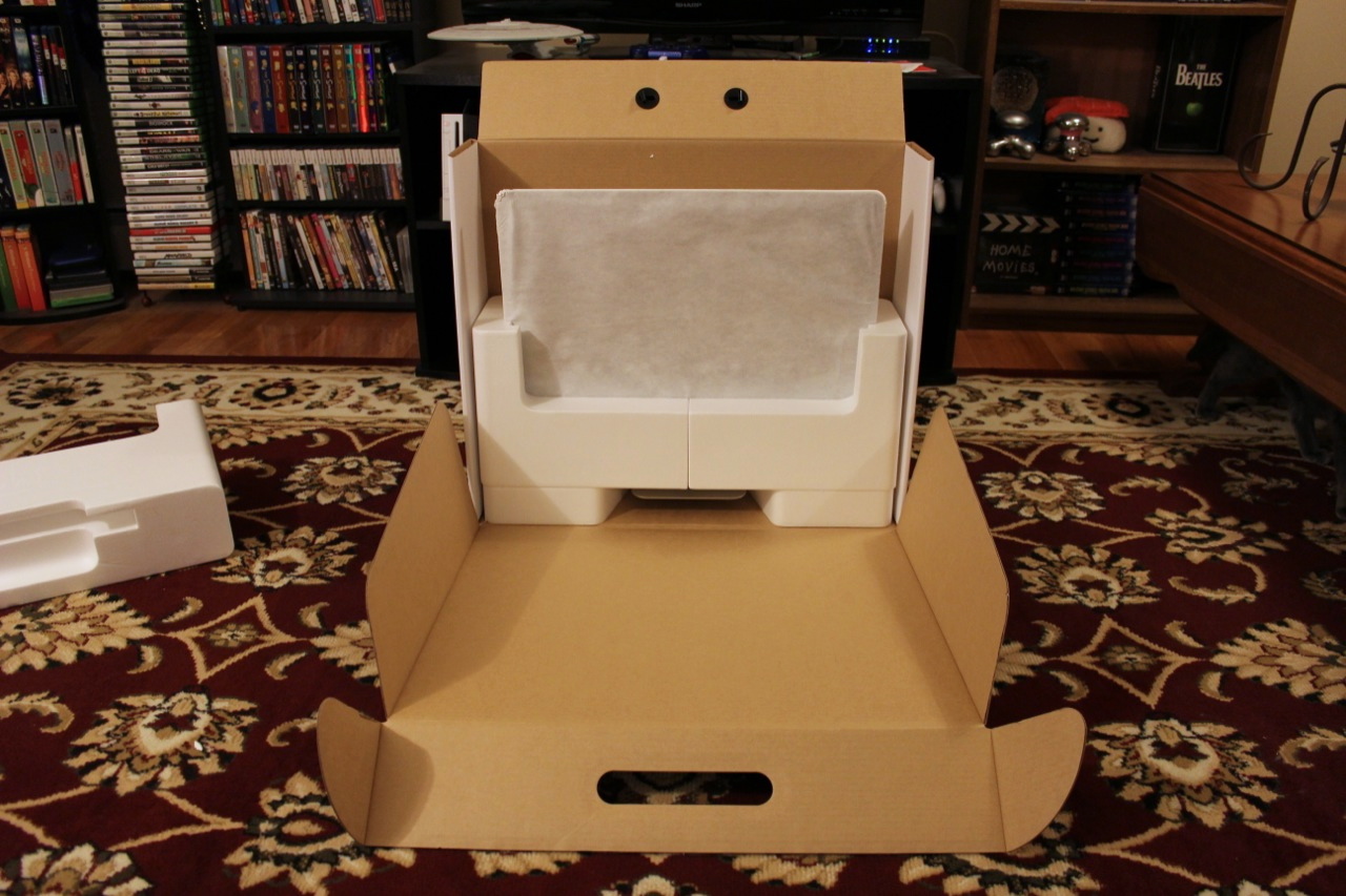 Taking the new iMac out of its weird-shaped box - Ars Technica