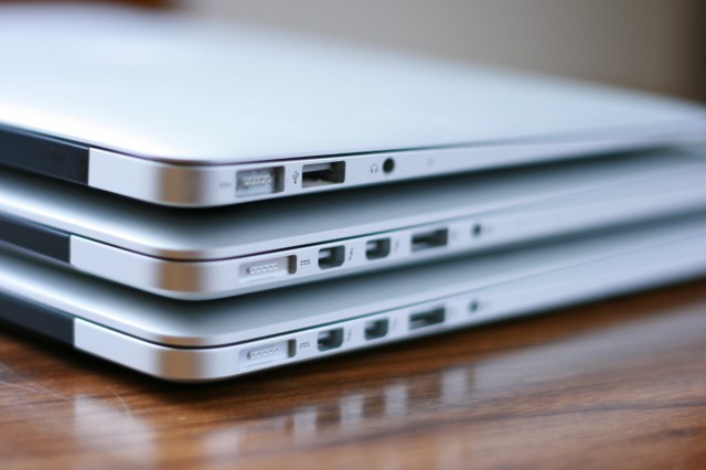 Another comparison of (bottom to top) 15" Retina MacBook Pro, 13" Retina MacBook Pro, and 11" MacBook Air.