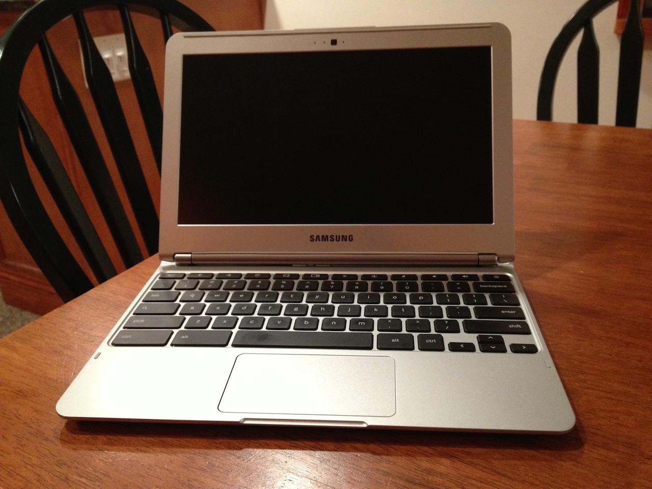 Samsung silver hot sale chromebook