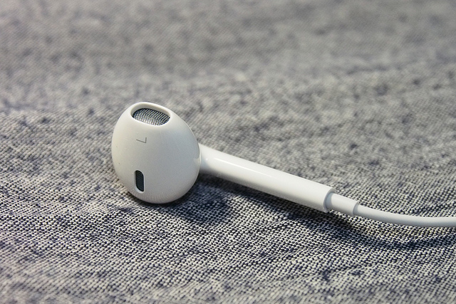 iOS 6 audio framework bug may be to blame for data overages