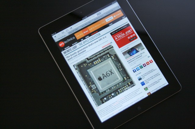 The new, fourth-generation iPad looks just like the previous generation.