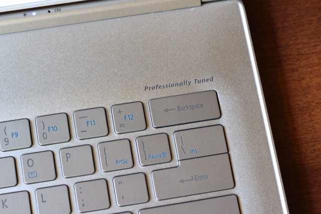 The aluminum wrist rest tells us that Acer's Ultrabooks are still "Professionally Tuned."
