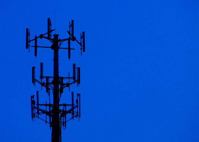 Here's what a bona fide cell tower looks like.