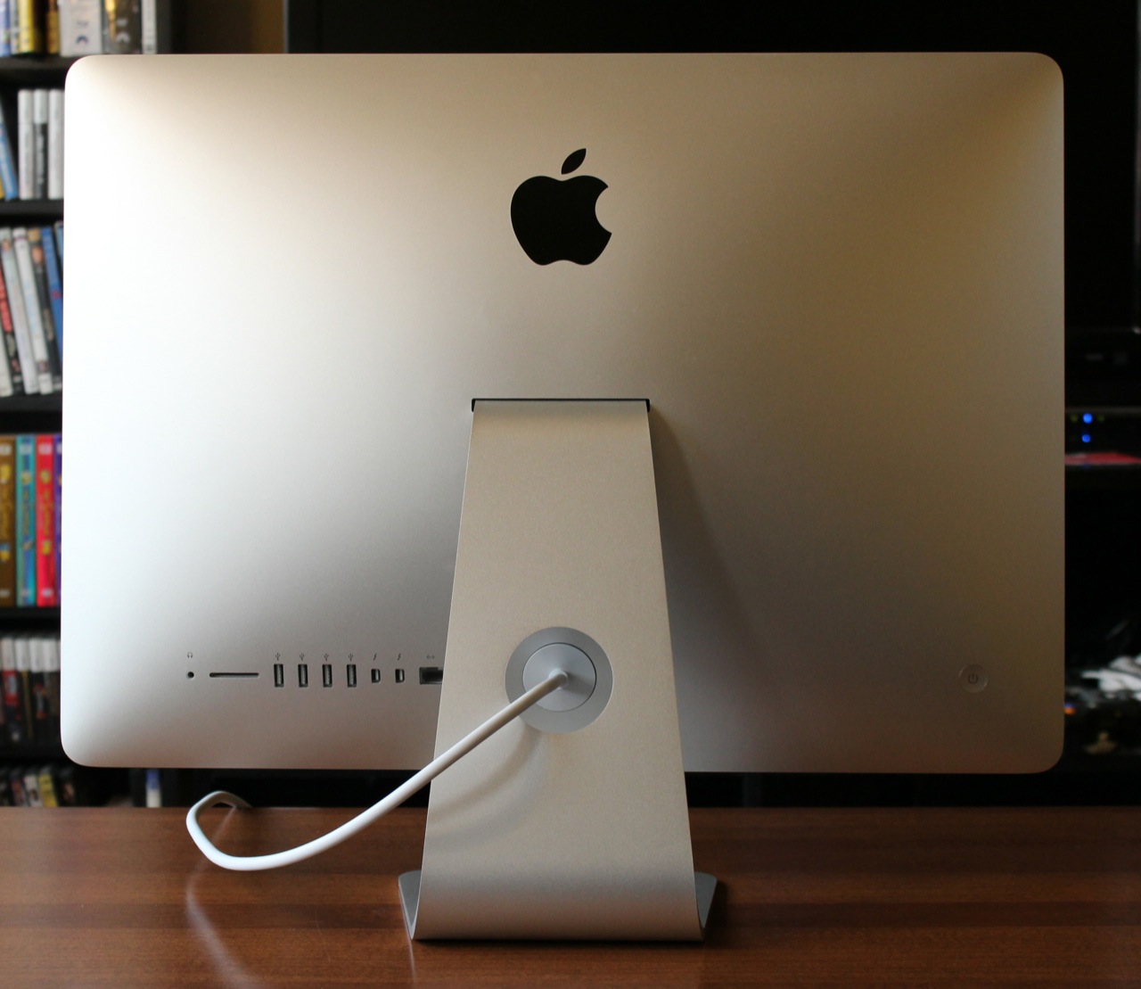 Ik zie je morgen Schouderophalend streep Review: 21.5-inch 2012 iMac takes two steps forward, one step back | Ars  Technica