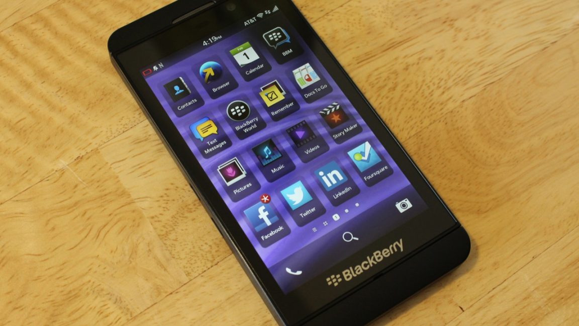 An imperfect ten: the BlackBerry Z10 smartphone review - Ars Technica