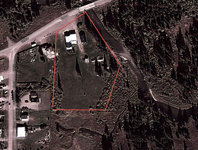 If you act fast, 6,750 BTC can get you this fine 3.6 acre property.