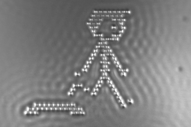 IBM makes stop-motion film using atoms as pixels