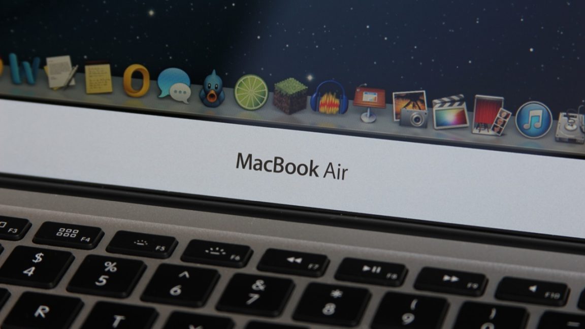 Same wrapper, all-new candy center: The 2013 MacBook Air