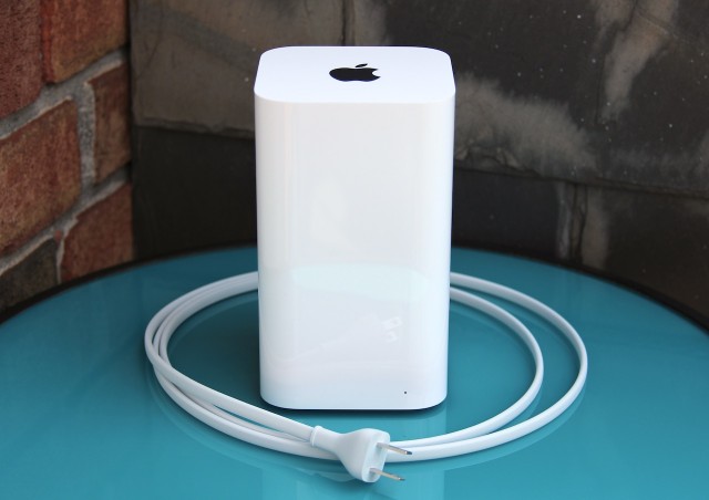 We connected the 2013 Air to Apple's 802.11ac Airport Extreme Base Station.