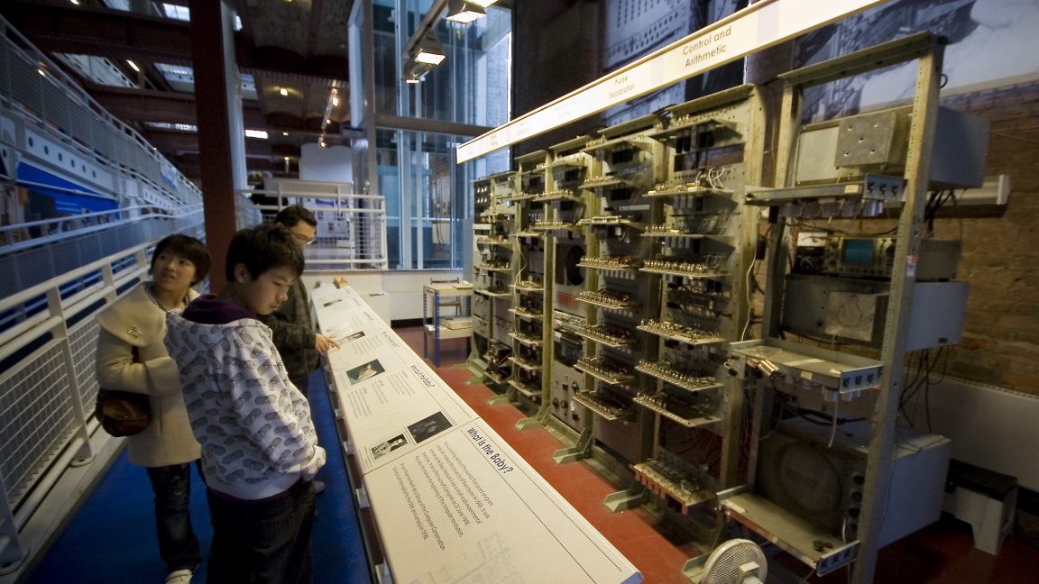 Happy Birthday, Baby—The 65th anniversary of computer software - Ars ...