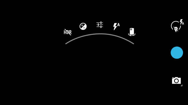 Android 4.3 arranges the settings in an arc that you navigate by dragging your finger.