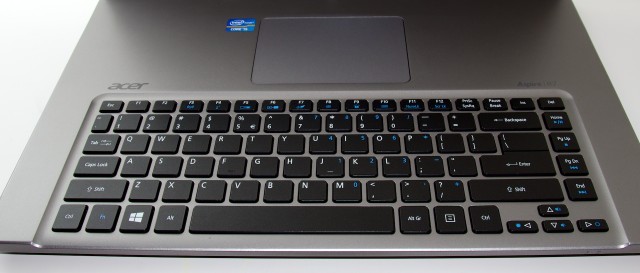 The weirdly inverted keyboard and trackpad arrangement. I did not like this.
