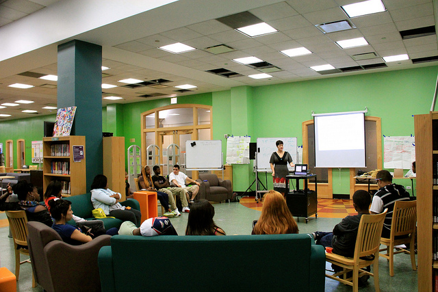 Mikva Health Council #CivicSummer Session at YOUMedia, Harold Washington Library Center.