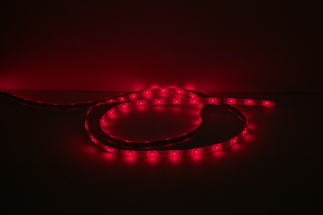 LightStrips, red light, minimum intensity.