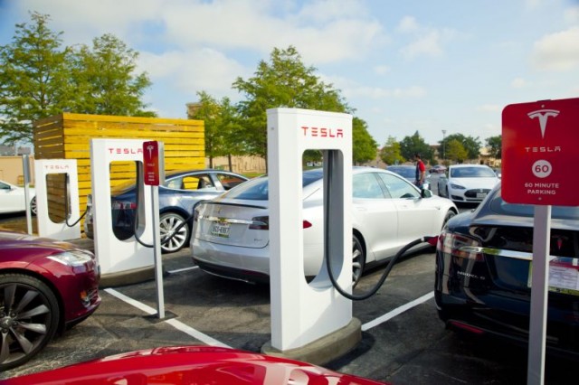 Tesla sets its sights on Texas with more Supercharger station openings
