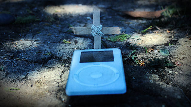 Op-ed: Why the days are numbered for the legacy iPod